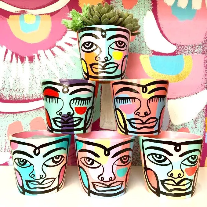 Small Peace Planter (sm21)