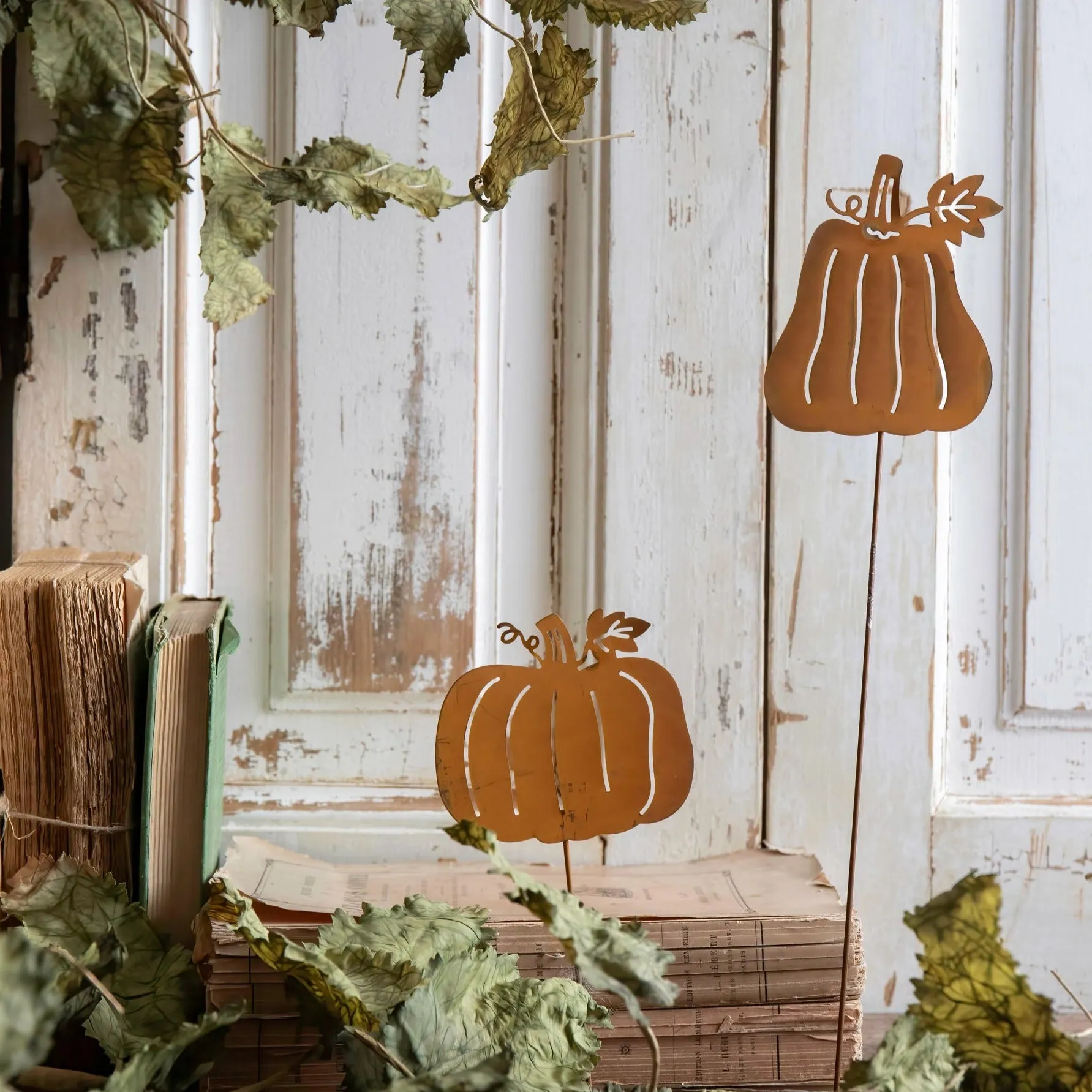 Small Rusty Pumpkin Stake